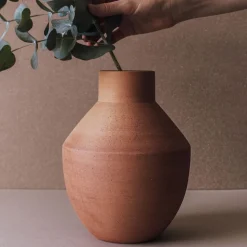 Al Centro Egeo Vase