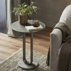 Alistair Side Table (17.5")