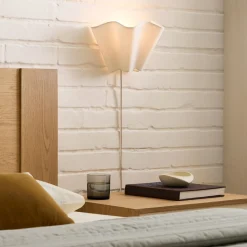 Anais Plug-In Sconce (8")