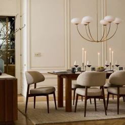 Branton Extendable Dining Table (64"–104")