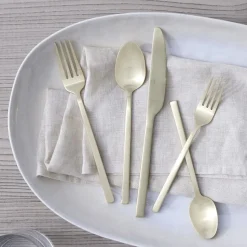 Briggs Flatware Sets