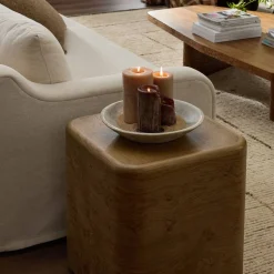 Brindle End Table (19")