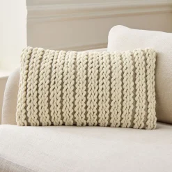 Chunky Cable Lumbar Pillow Cover