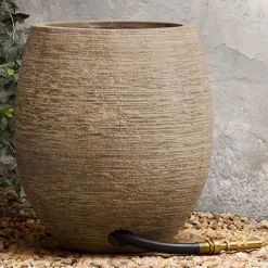 Curved Ficonstone Hose Storage