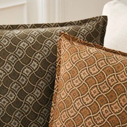 Diamond Floral Lattice Pillow Cover