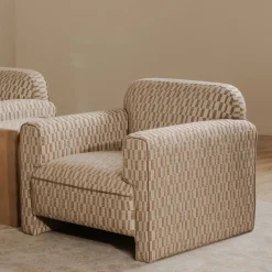 Elesse Accent Chair