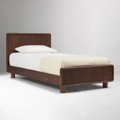 Elora Wood Bed