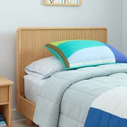 Elora Wood Bed