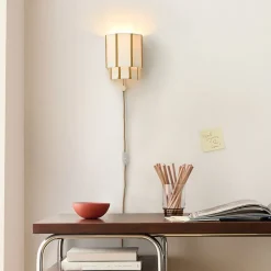 Emma Chamberlain Faceted Plug-In Sconce (7")