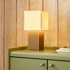 Emma Chamberlain Petite Lacquer Table Lamp (12")