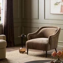 Faelora Chair