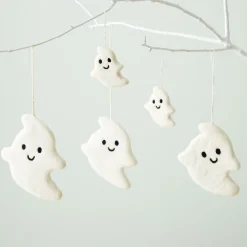 Felt Ghosts Hanging Decor