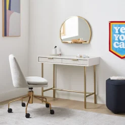 Finley Swivel Chair