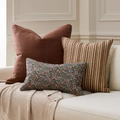 Floral Slub Pillow Cover & Throw Set