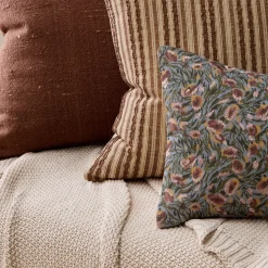 Floral Slub Pillow Cover & Throw Set
