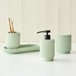 Fluted Concrete Bath Accessories