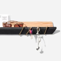 Formr Reentry Shelf w/ Hooks
