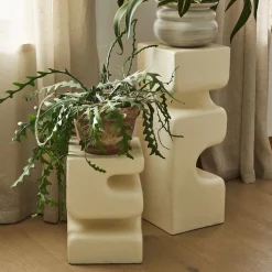 Gio Plaster Plant Stand