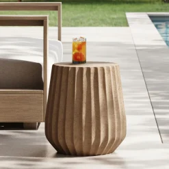 Hana Indoor/Outdoor Side Table (16")