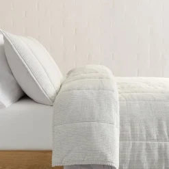Heathered Linear Comforter & Shams