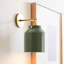 Henry Sconce (7.5")