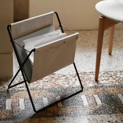 Herman Magazine Stand