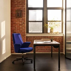 Humanscale eFloat Quattro Desk