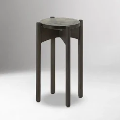 Ivenor Cast Glass End Table (20")