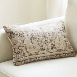Kiri Pillow Cover