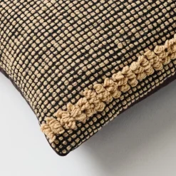 Knotted Border Indoor/Outdoor Pillow