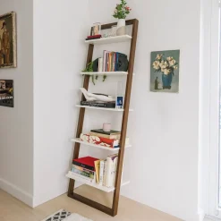 Ladder Leaning Bookshelf (25")