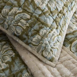 Lennon Floral Reversible Quilt & Shams