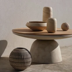 Leona Coffee Table (36")