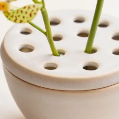 Lidded Flower Frog