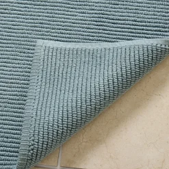 Looped Ribbed Bath Mat