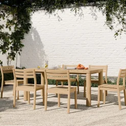 Mara Vista Outdoor Dining Table (67")