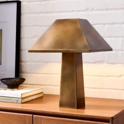 Marnie Metal Table Lamp (18.5")
