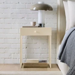Mirren Nightstand (18")