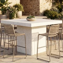 Newcastle Indoor/Outdoor Square Bar Table (59")