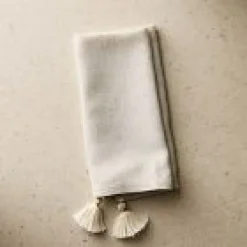 Open Box: Tallo de Olivo Tassels Napkin
