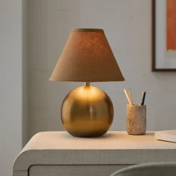 Perry Metal Table Lamp (11")