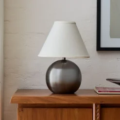 Perry Metal Table Lamp (11")