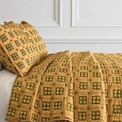 Pierce & Ward Floral Grid Quilt & Shams