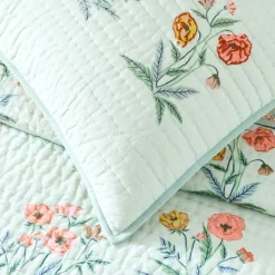 Pink Chicken Poppy Floral Quilt & Shams