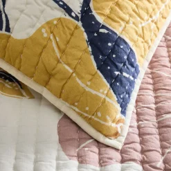 Poppy Floral Stitch Quilt & Shams