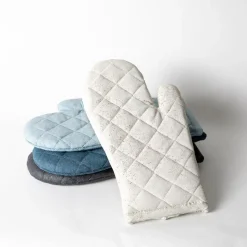 Pretti.Cool Oven Mitt Trivet