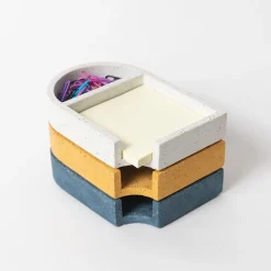 Pretti.Cool Sticki Note Holder