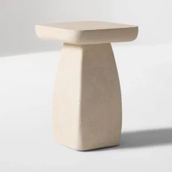 Quince Indoor/Outdoor Concrete Pedestal Side Table (14")