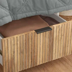 Quinn Storage Bed