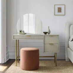Quinn Vanity (44")